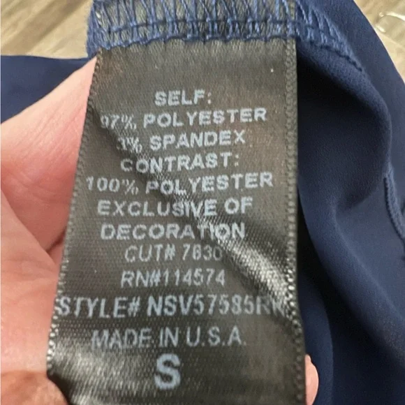 Beautiful Ro & De Midnight Blue Sequin front blouse size S EUC - Picture 5 of 6